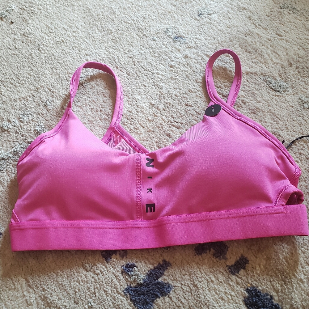 Nike Twist Back Sports Bra